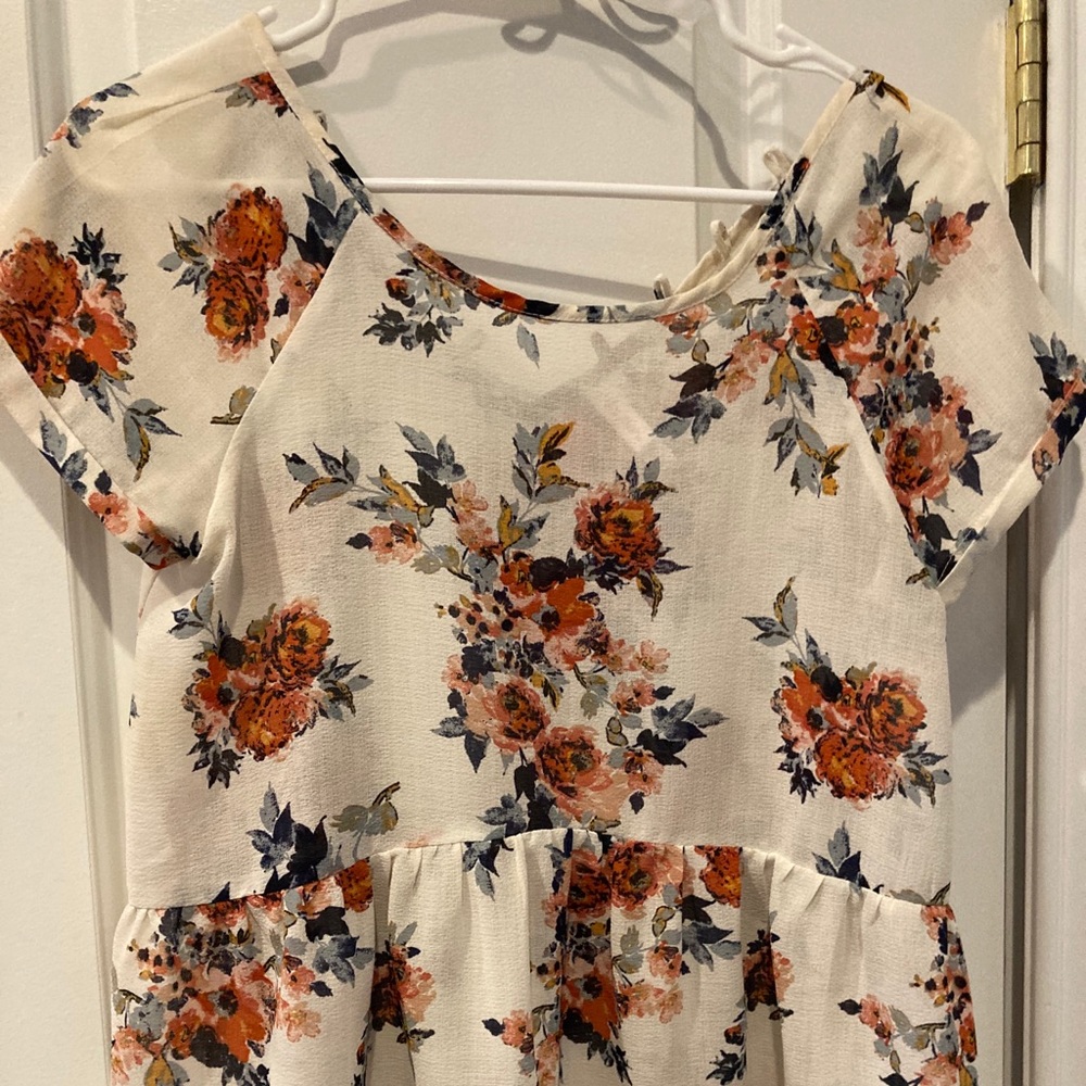 this super cute off white floral blouse